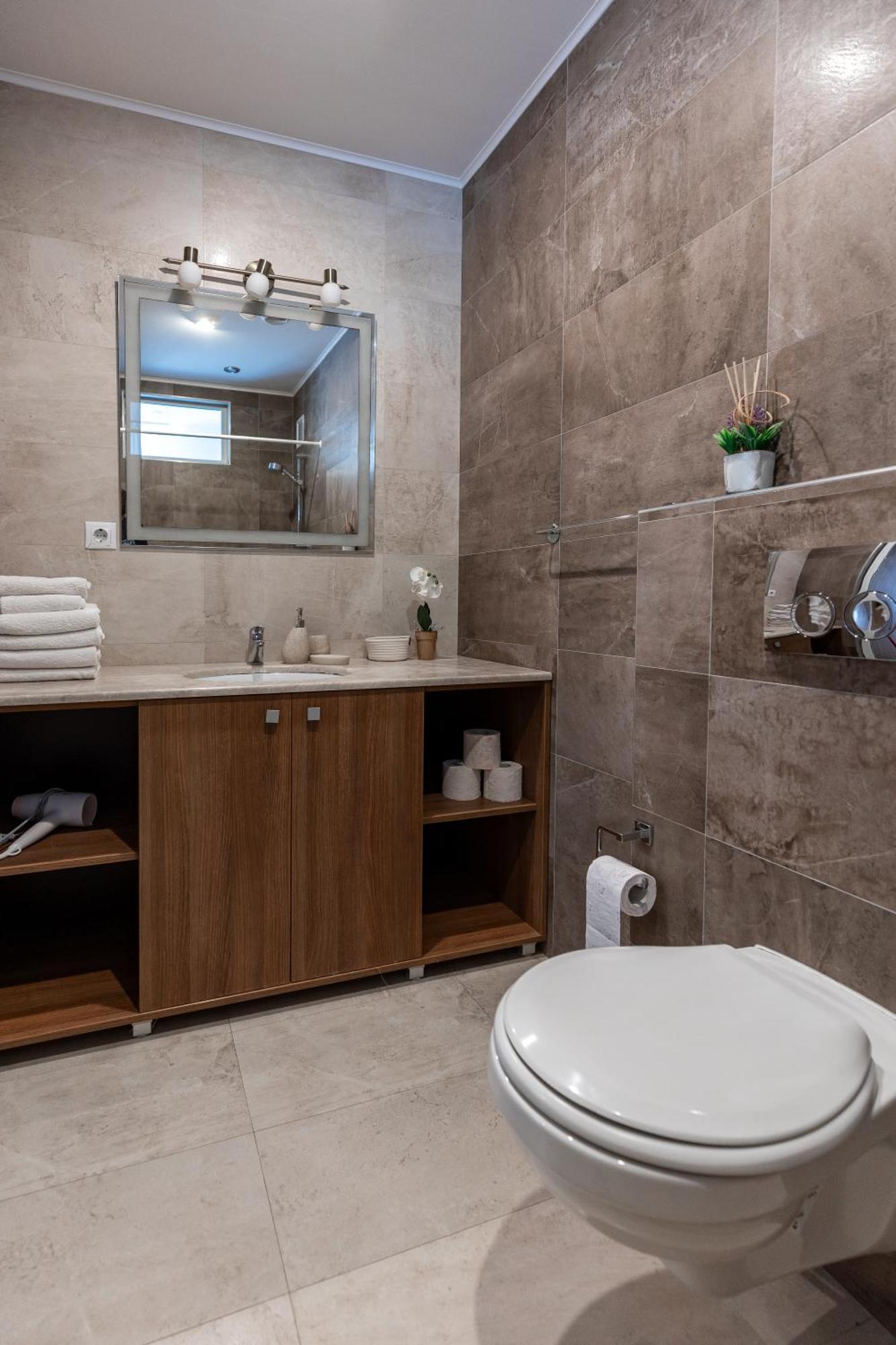 Salt Orchid Central Apartment Turda Exterior foto